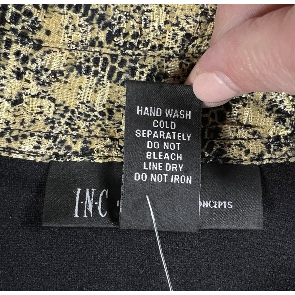 NWT Women's Woven Gold Snake Overlay Black Lining Collar Button Mob Wife Texture - Picture 11 of 14